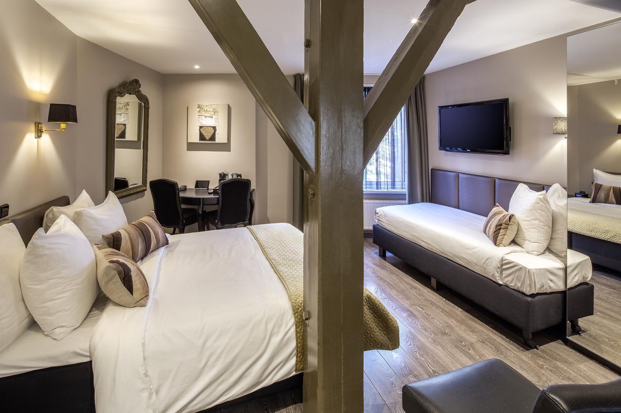 Triple three person room double bed single bed,509098464:JPEG